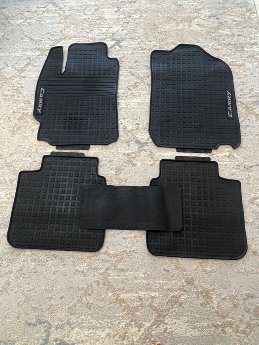 Полик Toyota Camry-50 ге