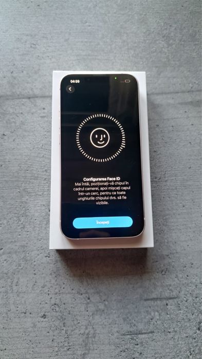 Se vinde iphone 13 128gb roz