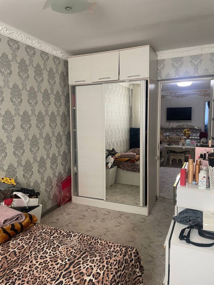 Srochna 3 xonali uy ijaraga beriladi
