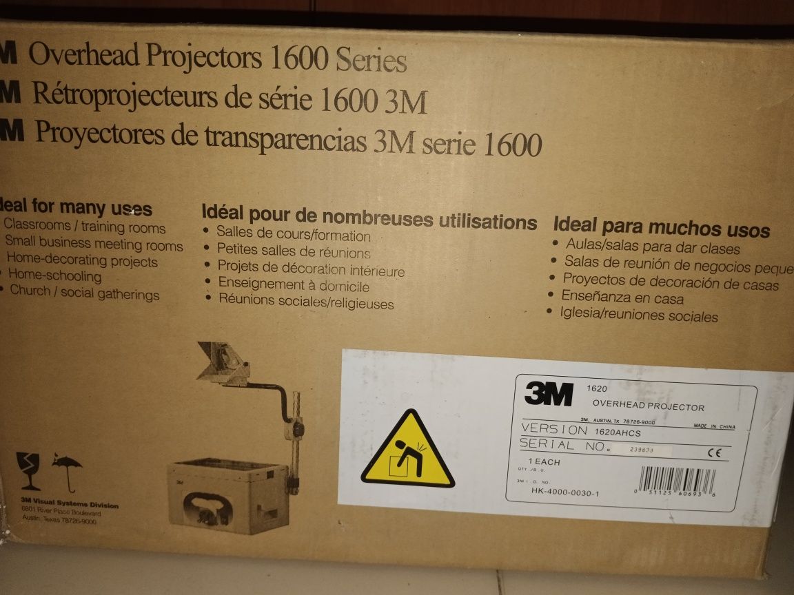 Projectors 1600 Series