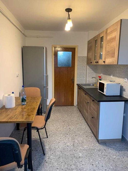 DE ÎNCHIRIAT: Apartament 3 camere Copou, Colegiul Negruzzi