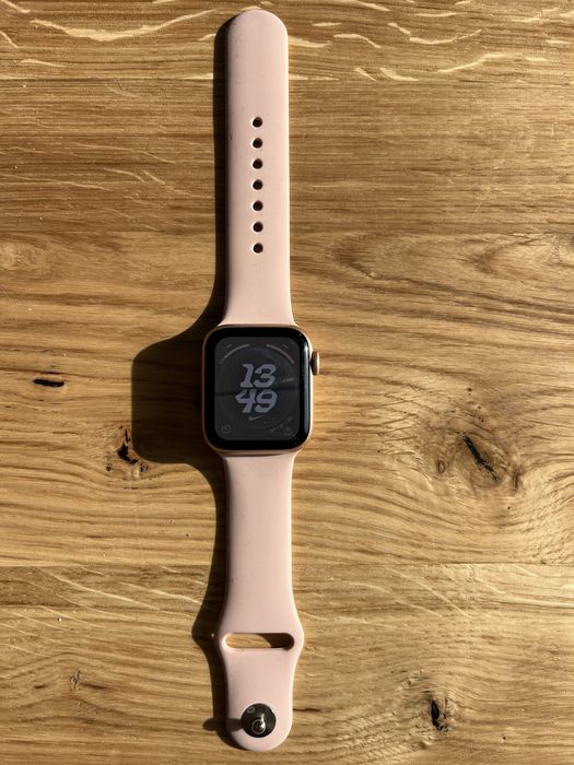 Apple watch 6; 40 mm