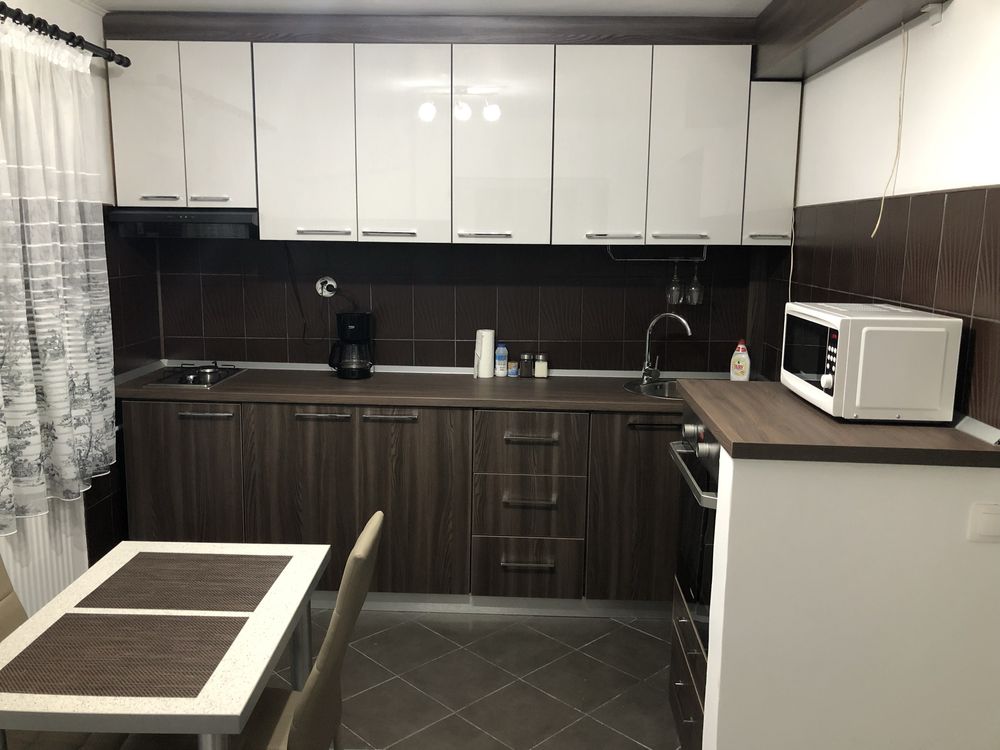 De vanzare apartament 3 camere drumul taberei