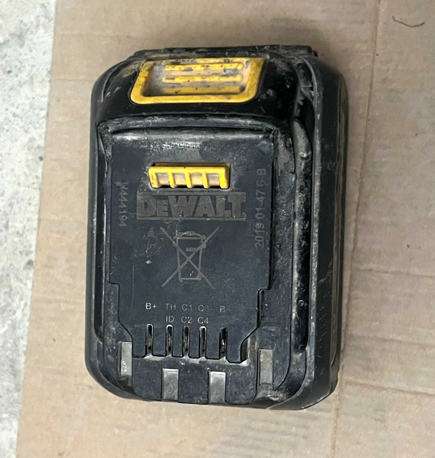 Baterie DEWALT XR FLEXVOLT 18V 6Ah 54V originala stare buna