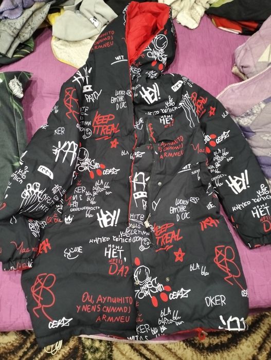 Продам женские куртки