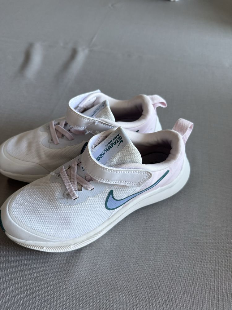 Маратонки Nike, р.32