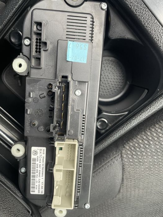 Климатичен панел за VW Passat B6,B7
