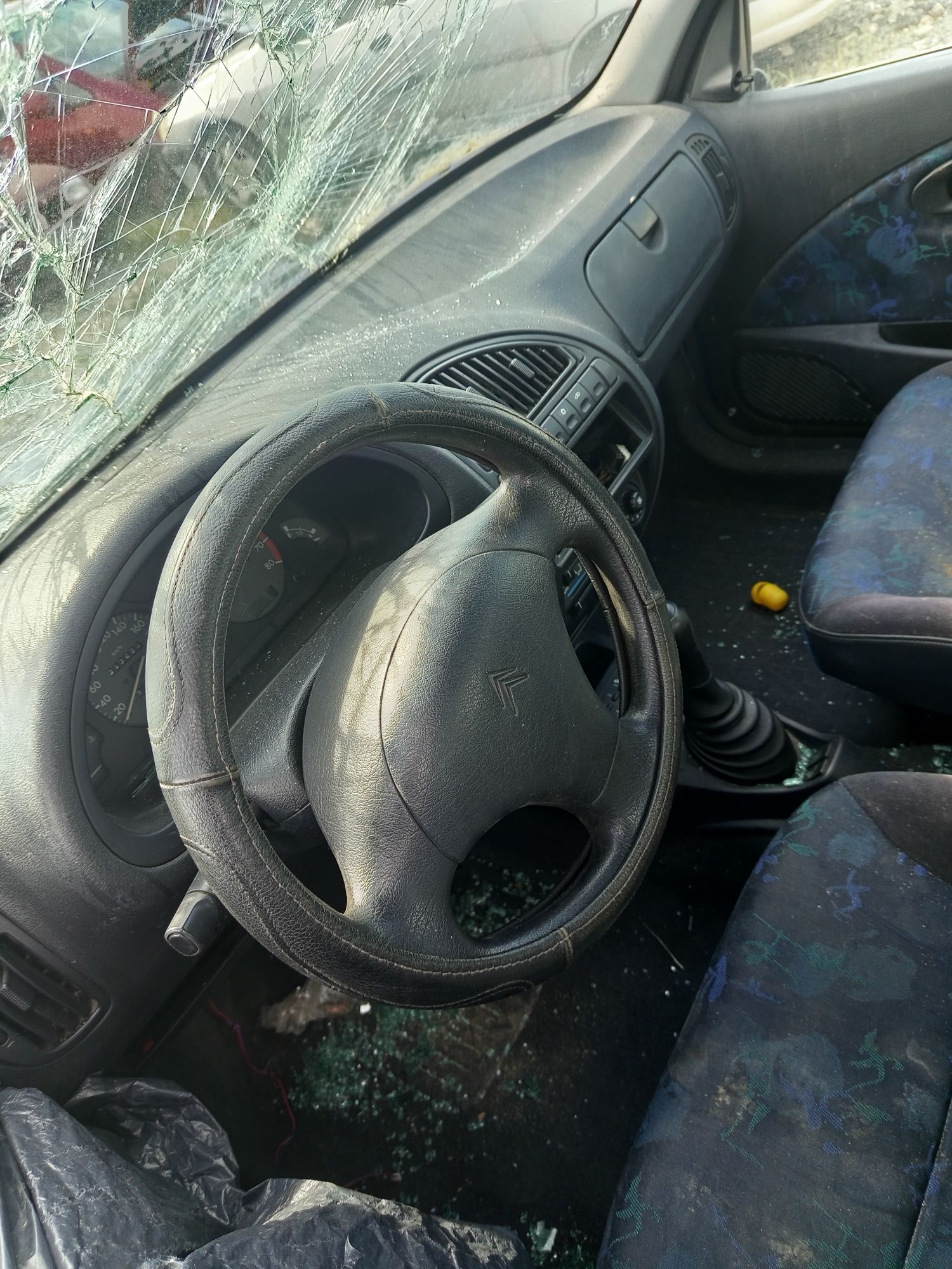 Citroen Saxo 1.1 бензин