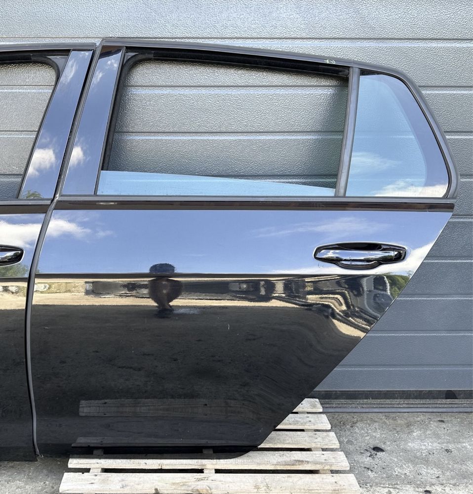 Usa stanga spate / Portiera stanga spate VW Golf 7, 2013-2019