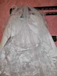 Сватбена рокля с болеро
