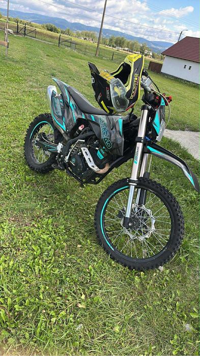 Vând Alfarad 250cc Enduro