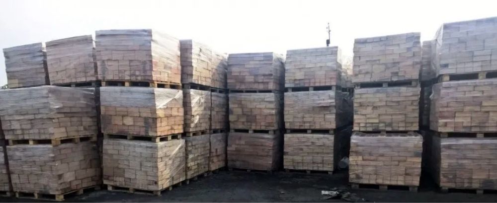 Продам кирпич, в любом количестве, имеется доставка и самовывоз