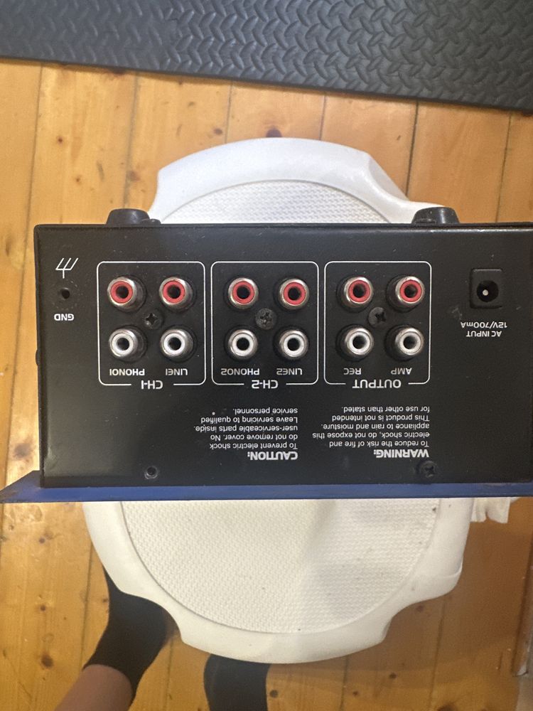 Mixer cu preamp/crossfader