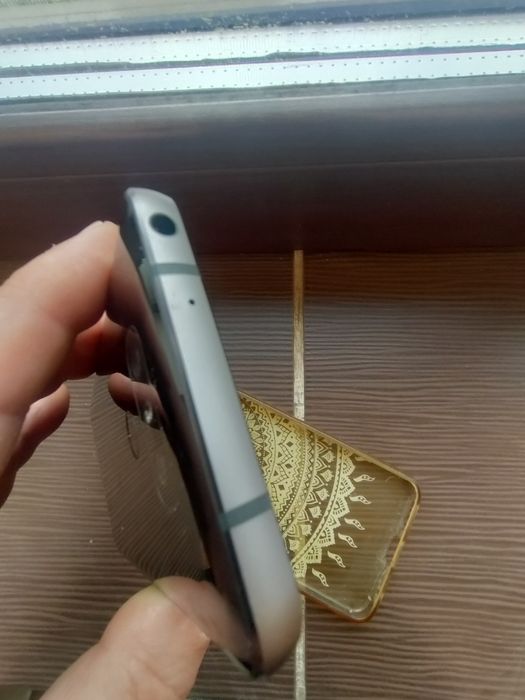 * * Lg G6 64gb* *