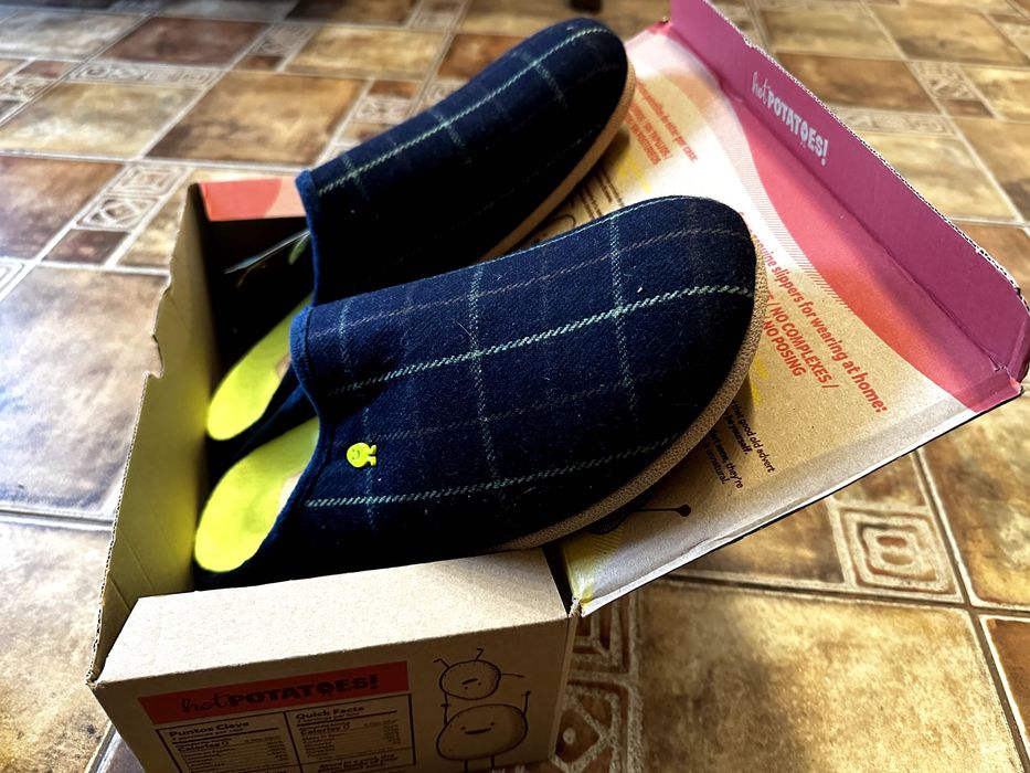 Vând papuci Potatoes noi cu eticheta 44-45