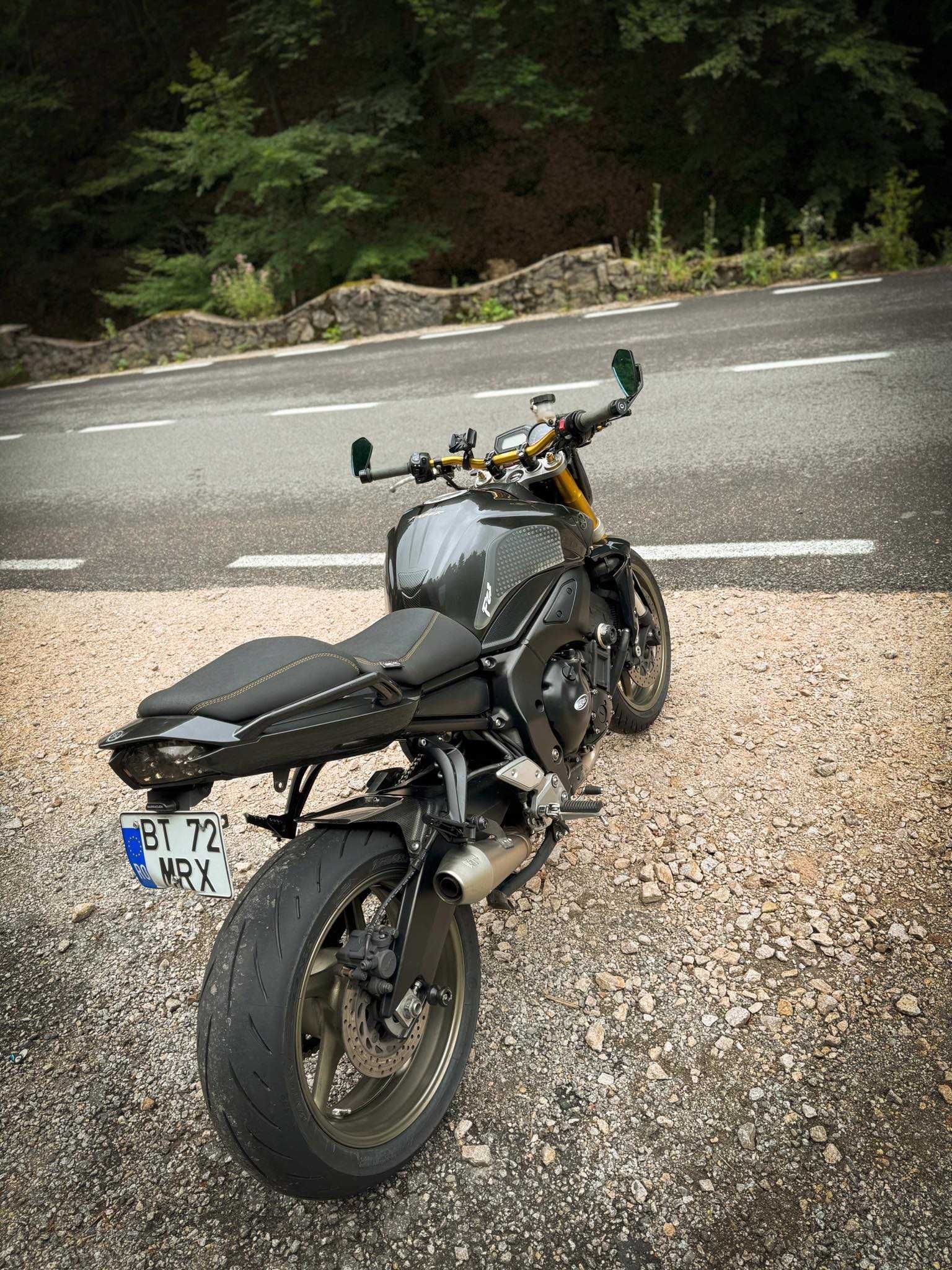 Yamaha FZ1 2009 (Suspensii/frane Yamaha R1 + multe alte upgrade-uri)