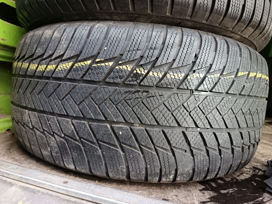 Anvelope MS iarna 265 50 19 bridgestone runflat 2020 5.3mm