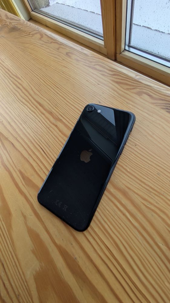 Apple iPhone SE 2020