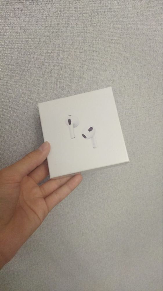 Продам Airpods 4