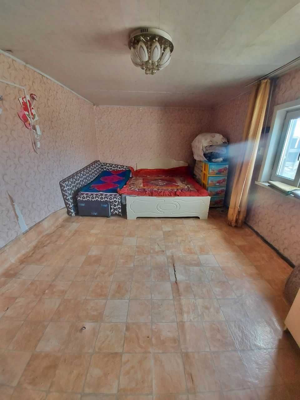 `ПРОДАМ 3 комнатный дом в Сортировке, рядом школа, остановка