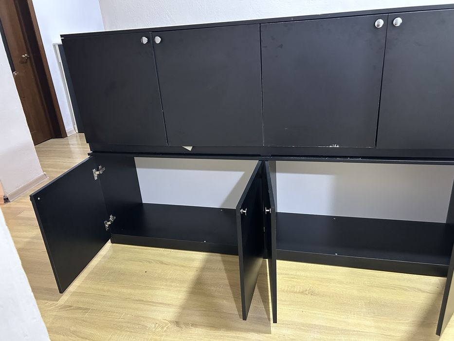 Продается мебель (шкафы) для бутиков одежды