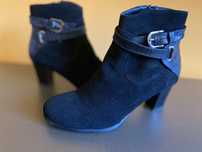 Botine damă de culoarea neagră -mărimea 37