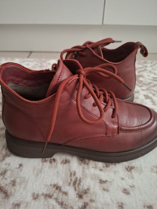 Ботинки из натуральной кожи