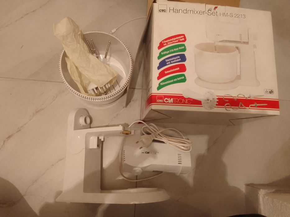 Миксер с купа Clatronic