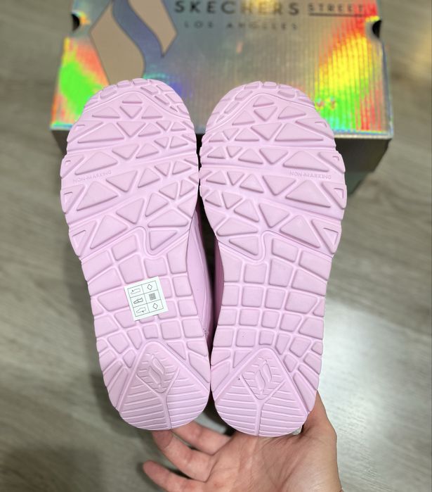 Skechers маратонки