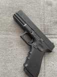 Pistol airsoft glock17