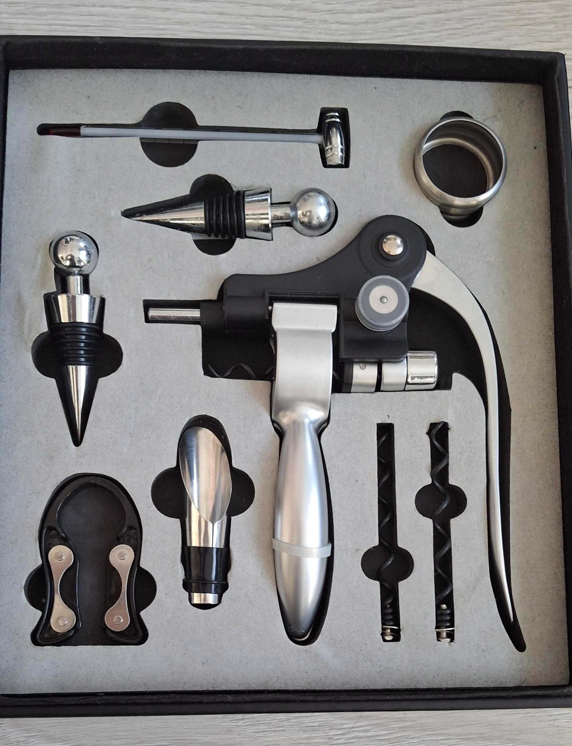 Set 8 accesorii vin DELUXE