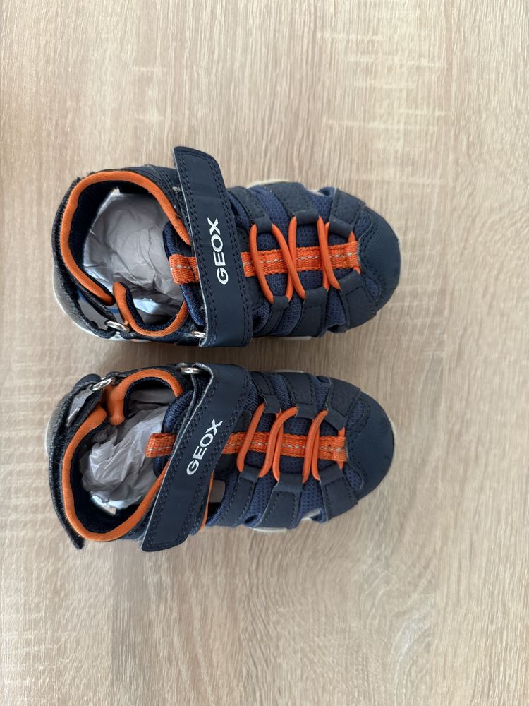 Продам сандалии Geox Respira 23р-р
