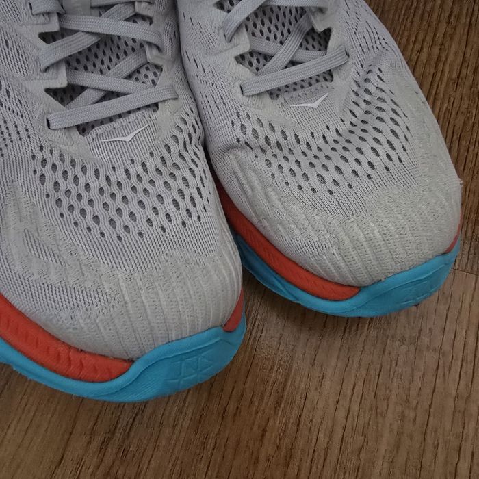 Hoka one one маратонки