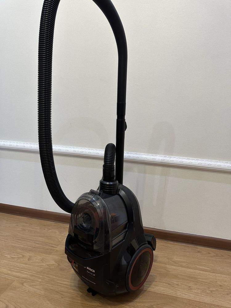 Продаю пылесос Bosch