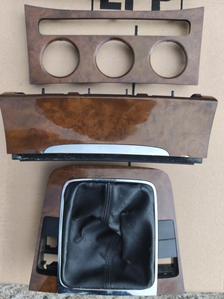 Set trimuri mahon ornamente bord Volkswagen Passat B6 2005-2010