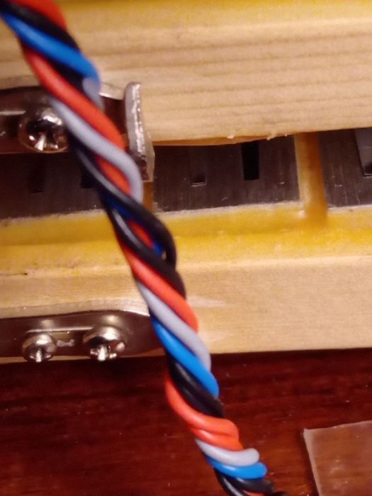 Acordeon Giustozzi 5/5 - cassotto dublu - amplificare Musictech - 2023