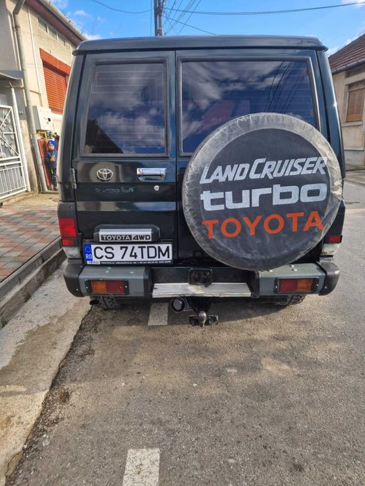 Toyota Land Cruiser J70