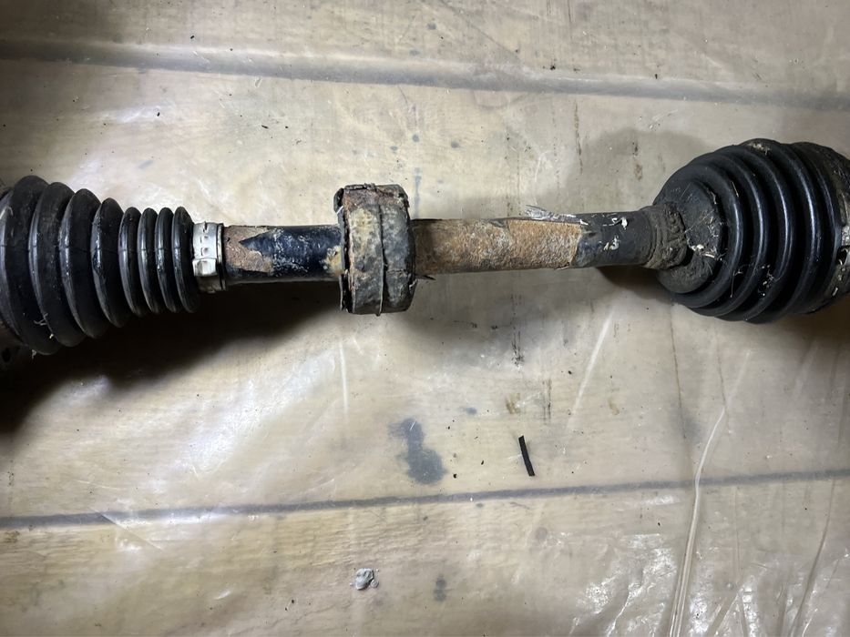 Planetara stanga pt passat b6 1.9 105cp bls 5 trepte manual