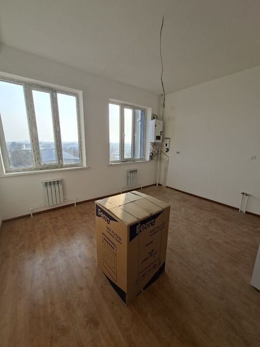 Turbaza tomonda 1 xonali uy sotiladi