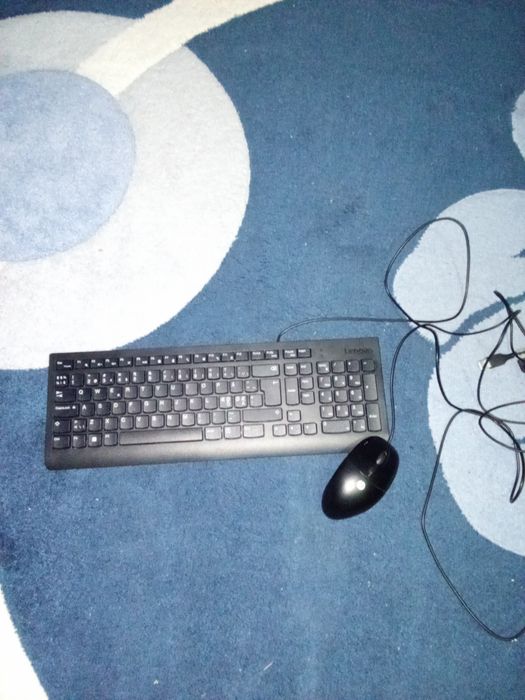 Vând tastatura mouse legion