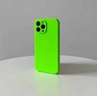 Husa Verde Neon cu interior catifelat iphone 13 Pro Max