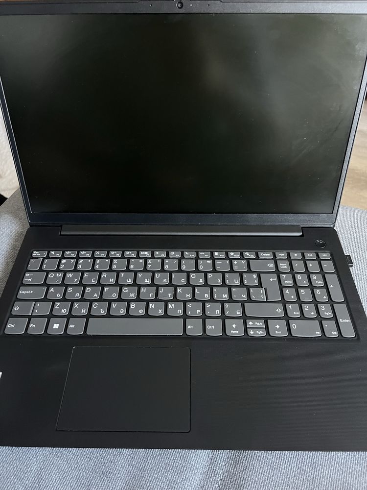 Лаптоп Lenovo V15 G3 ABA – Ryzen 5 / SSD 512 GB