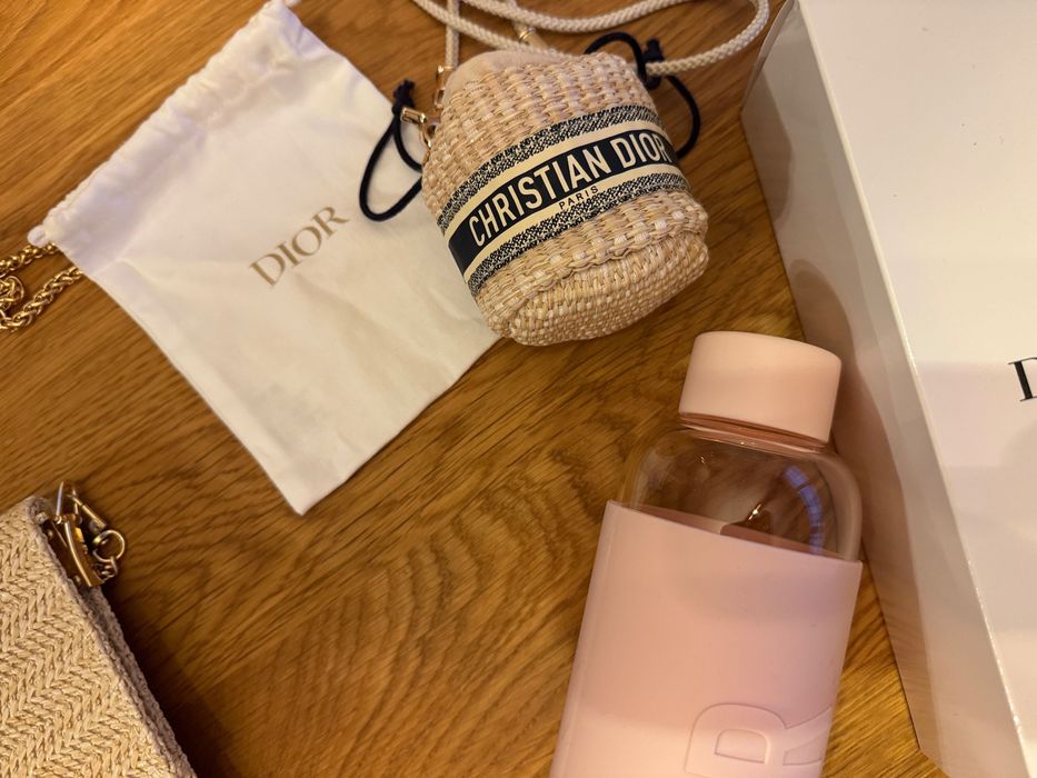 CD Christian Dior оригинална нова малка чантичка