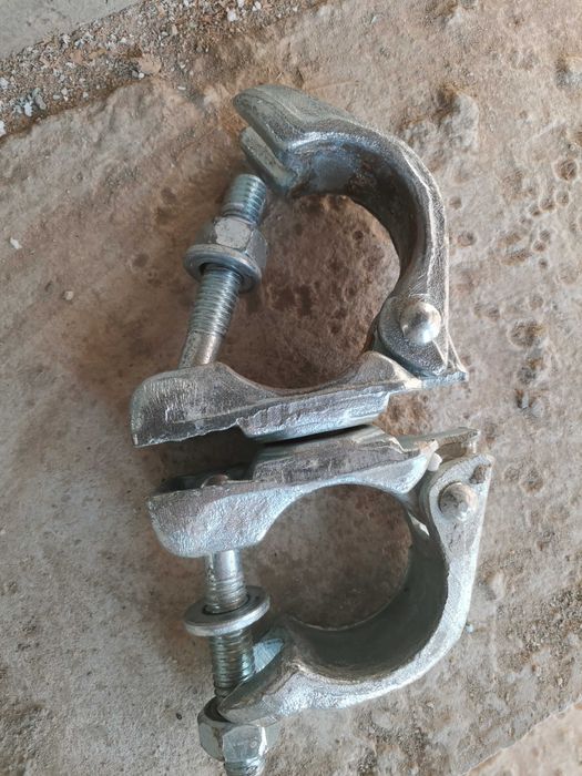 Жабки за скеле въртящи