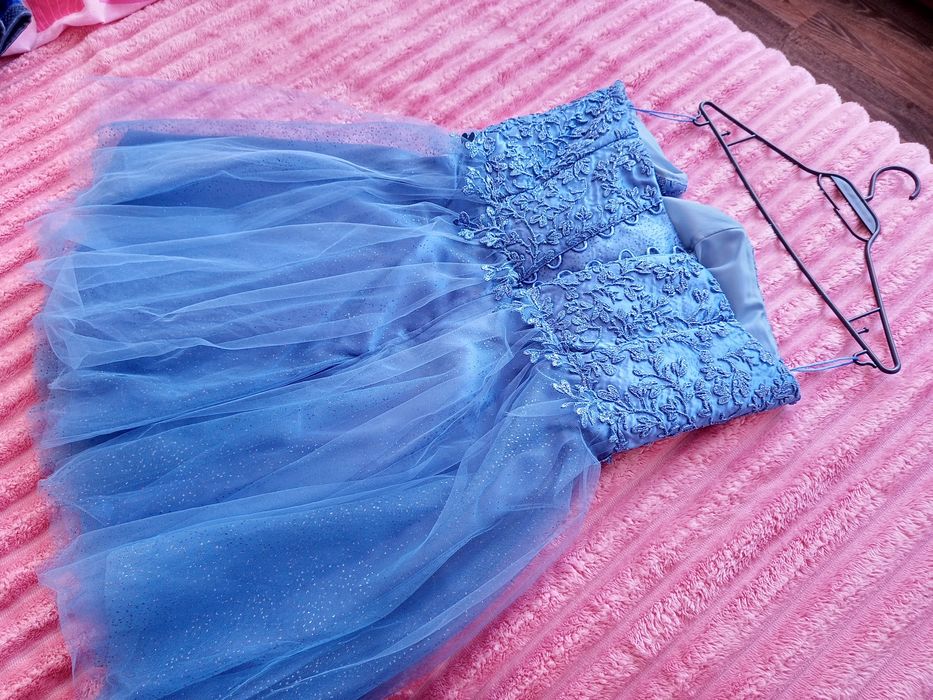 Блестяща синя бална рокля