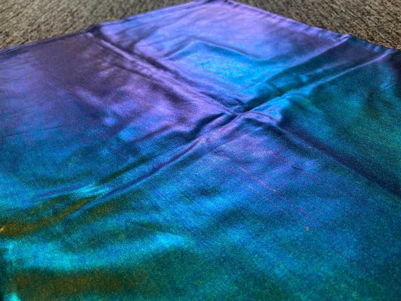 Tricou cameleon In Extenso cu efect lucios, fara maneci - marimea XS