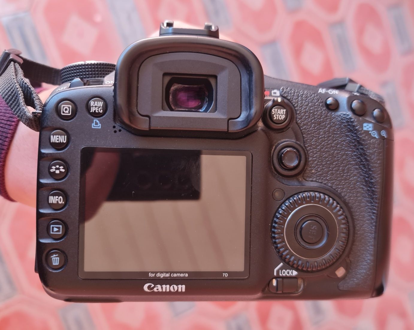 Canon EOS 7D 18-200