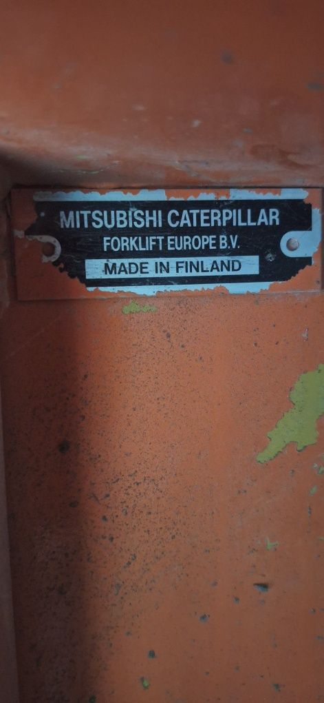 Продава се ричтрак / високоповдигач MITSUBISHI