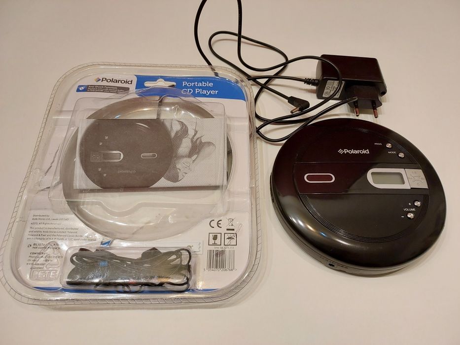 CD-Player portabil Polaroid PKS-66A, aproape nou, perfect funcțional