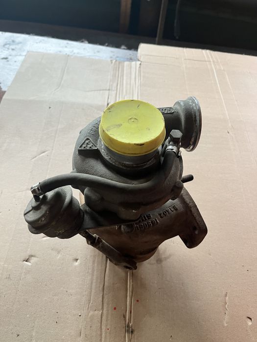 Продам турбину на Mercedes 904й двигатель